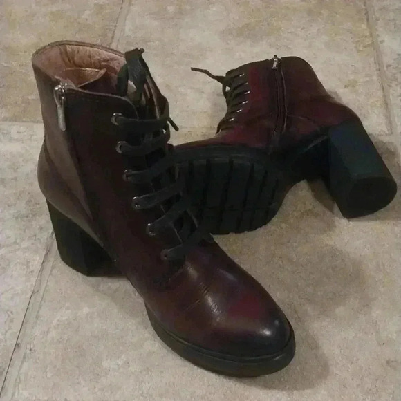 Pikilonos Platform Lace Up Calfskin Leather Boots with Studs US Size 37 - Picture 8 of 12